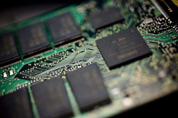 半导体怎么抗腐蚀？工业除湿机帮助企业提高成品率